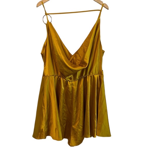 ASOS Cowl Back Golden Romper With Ring Detail NWT Size 14 - Picture 7 of 7